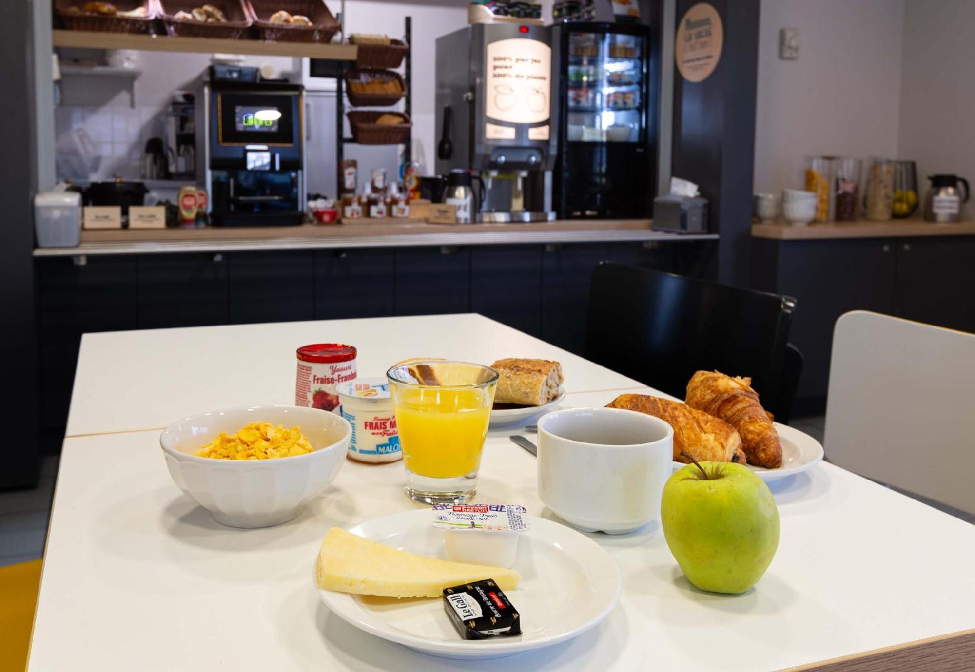 B&B Hotel Bourges 2 ภายนอก รูปภาพ